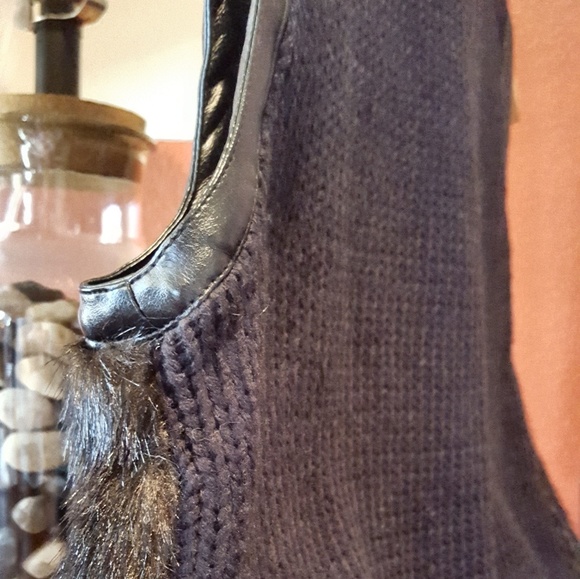 NWOT Gorgeous Cejon black faux fur & knit vest! 💕 - Picture 8 of 8